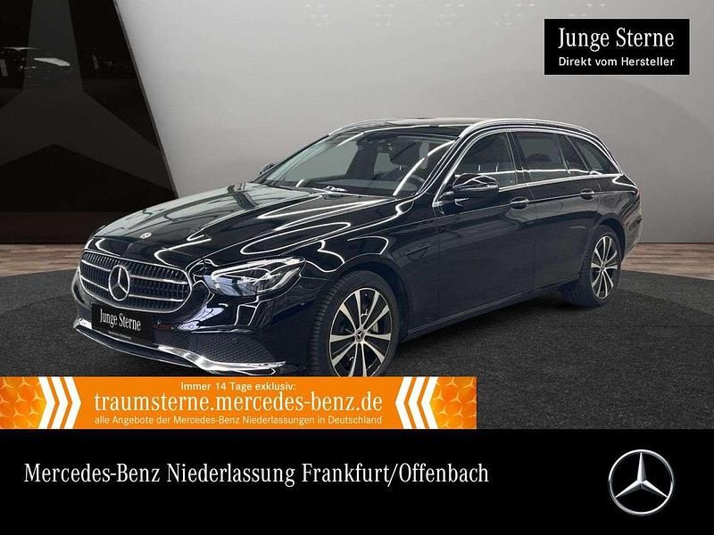 Schwarz Gebraucht 2022 Mercedes E300 Avantgarde Limousine | 36.990 € (Fairer Preis) - Bild 1/3