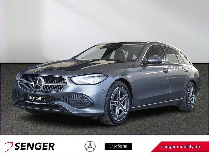 Grau Gebraucht 2023 Mercedes C180 Avantgarde Limousine | 29.970 € (Guter Preis) - Bild 1/3