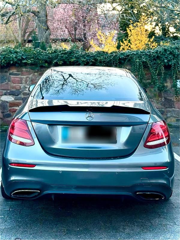 Gebraucht Mercedes E400 333 PS (244 kW) 2017 Grau Limousine