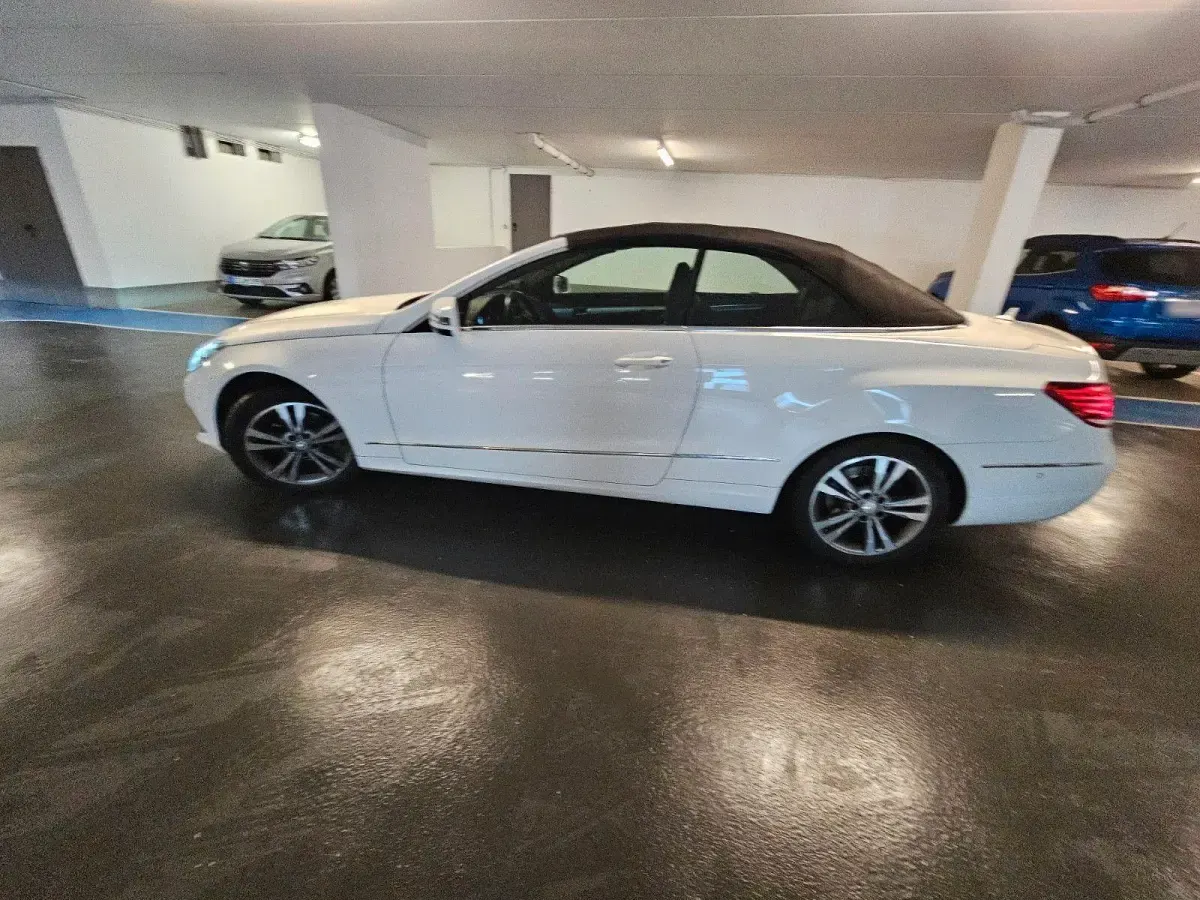 Second-hand Mercedes E200 Sport Edition 184 CP (135 kW) 2015 Alb Cabrio