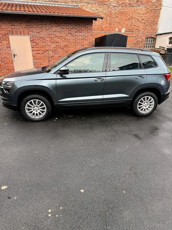 Gebraucht Skoda Karoq 150 PS (110 kW) 2018 Grau SUV
