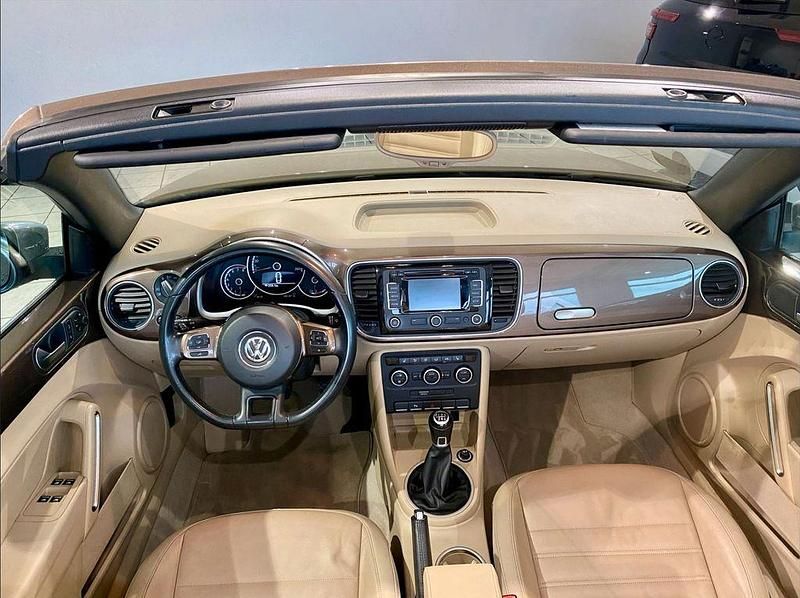 Gebraucht VW Beetle Design 160 PS (117 kW) 2014 Braun Kleinwagen