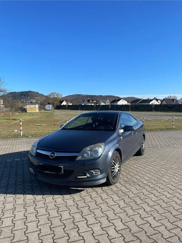 Blau Gebraucht 2006 Opel Astra Cabriolet Cosmo Cabrio | 1.750 € (Fairer Preis) - Bild 1/4
