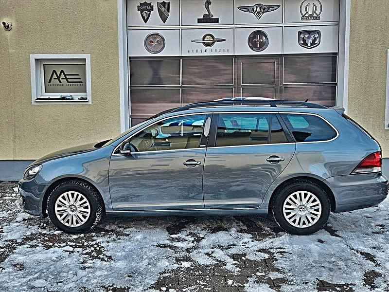 Gebraucht VW Golf VI Style 86 PS (63 kW) 2012 Grau Kleinwagen