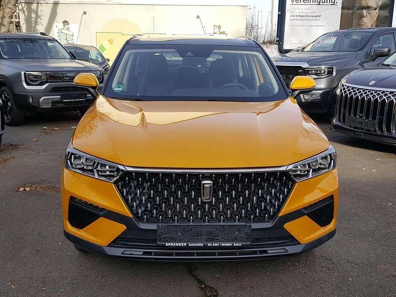 Gelb Gebraucht 2022 Bestune T77 SUV | 21.890 € - Bild 1/4