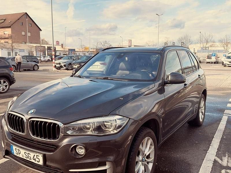 Gebraucht BMW X5 258 PS (189 kW) 2017 Grau SUV