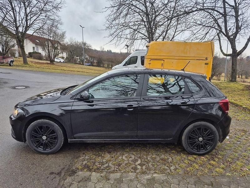 Gebraucht VW Polo 80 PS (58 kW) 2020 Schwarz Kleinwagen