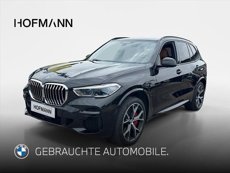 Saphirschwarz metallic Gebraucht 2022 BMW X5 M Sport SUV | 51.951 € (Superpreis) - Bild 1/2