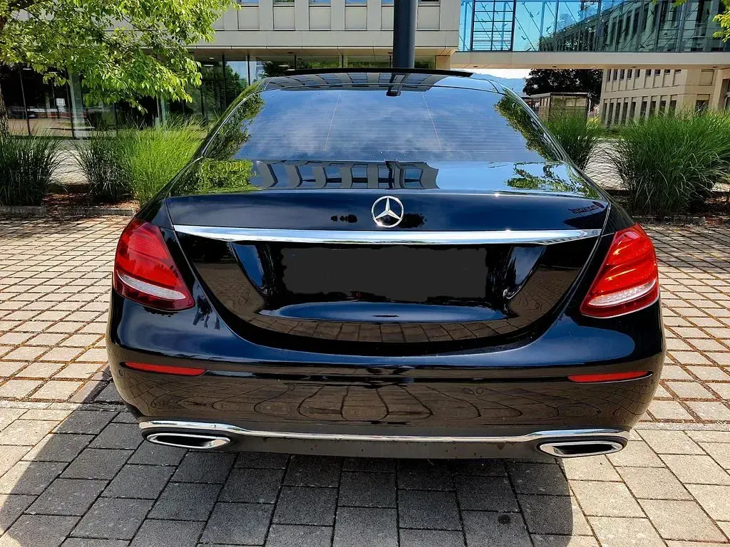 Gebraucht Mercedes E350 258 PS (189 kW) 2017 Schwarz Limousine