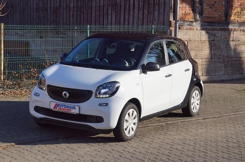 Gebraucht Smart ForFour 90 PS (66 kW) 2019 Schwarz Kleinwagen