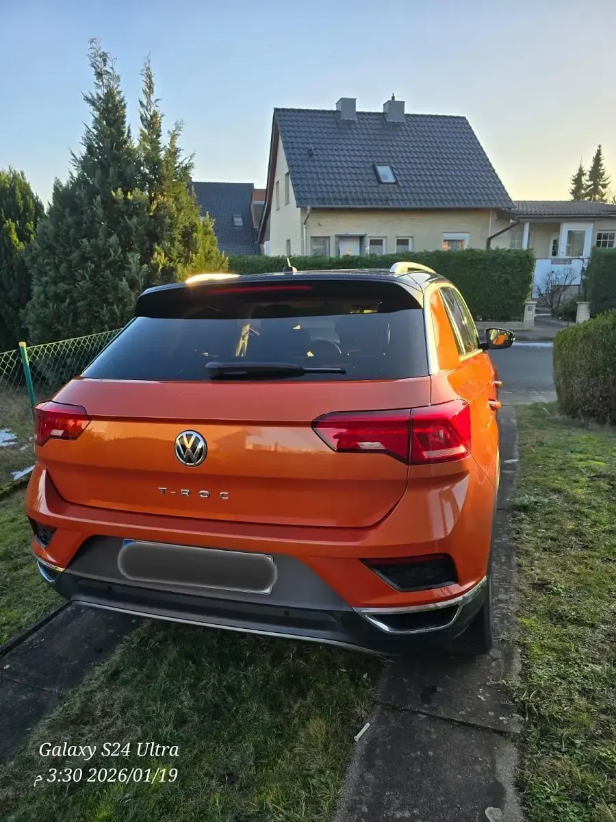 Second-hand VW T-Roc 116 CP (85 kW) 2018 Portocaliu SUV