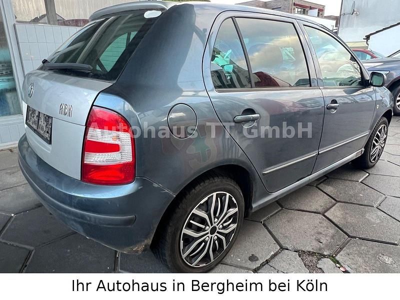 Gebraucht Skoda Fabia Elegance 75 PS (55 kW) 2006 Grau Limousine