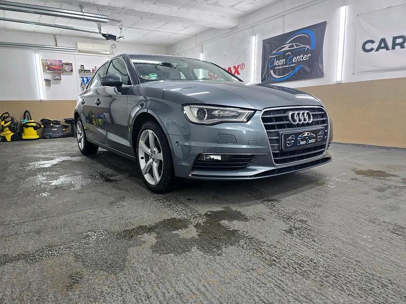 Gebraucht Audi A3 110 PS (80 kW) 2015 Grau Limousine