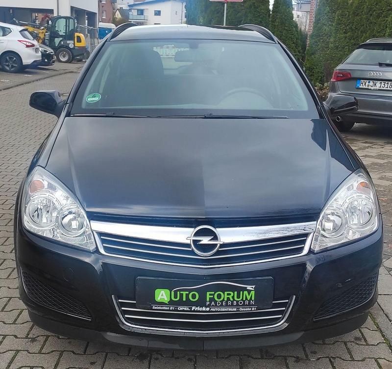 Schwarz Gebraucht 2008 Opel Astra Kombi | 2.999 € (Fairer Preis) - Bild 1/4