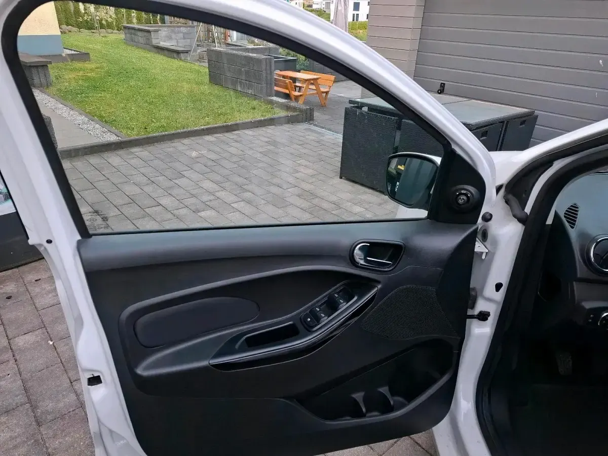 Usata Ford Ka Plus 86 CV (63 kW) 2019 Bianco Utilitaria