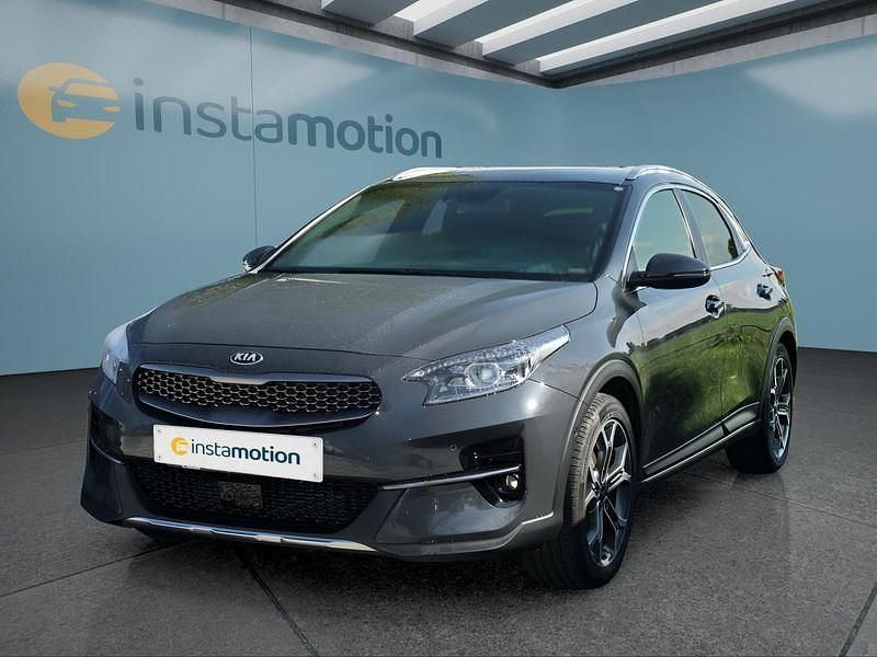Grau Gebraucht 2020 Kia XCeed SUV | 23.599 € (Etwas zu teuer) - Bild 1/4