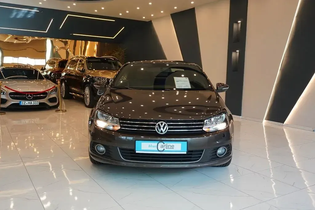 Gebraucht VW Eos Basis 122 PS (89 kW) 2012 Schwarz Cabrio