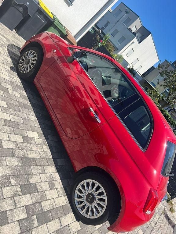 Gebraucht Fiat 500 Lounge 69 PS (50 kW) 2018 Rot Kleinwagen