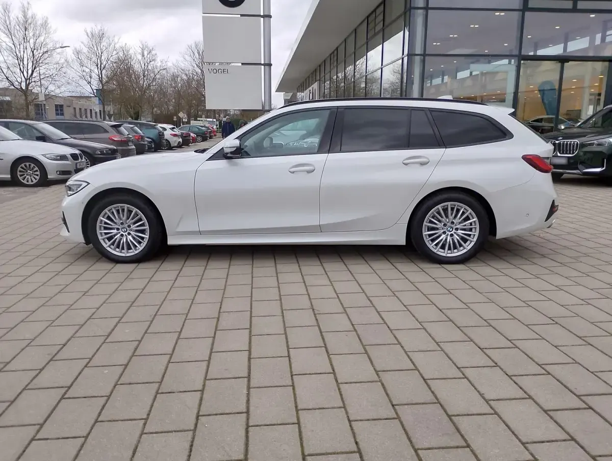 Gebraucht BMW 320 Sport Line 190 PS (139 kW) 2020 Weiß Kombi