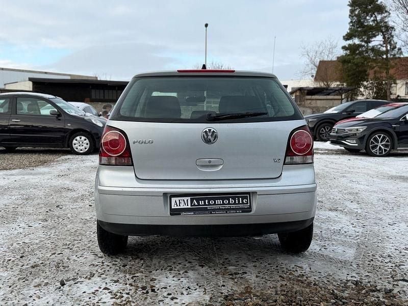 Gebraucht VW Polo Comfortline 80 PS (58 kW) 2006 Silber Kleinwagen