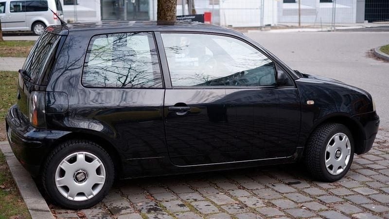 Gebraucht Seat Arosa Stella 50 PS (36 kW) 2003 Schwarz Kleinwagen