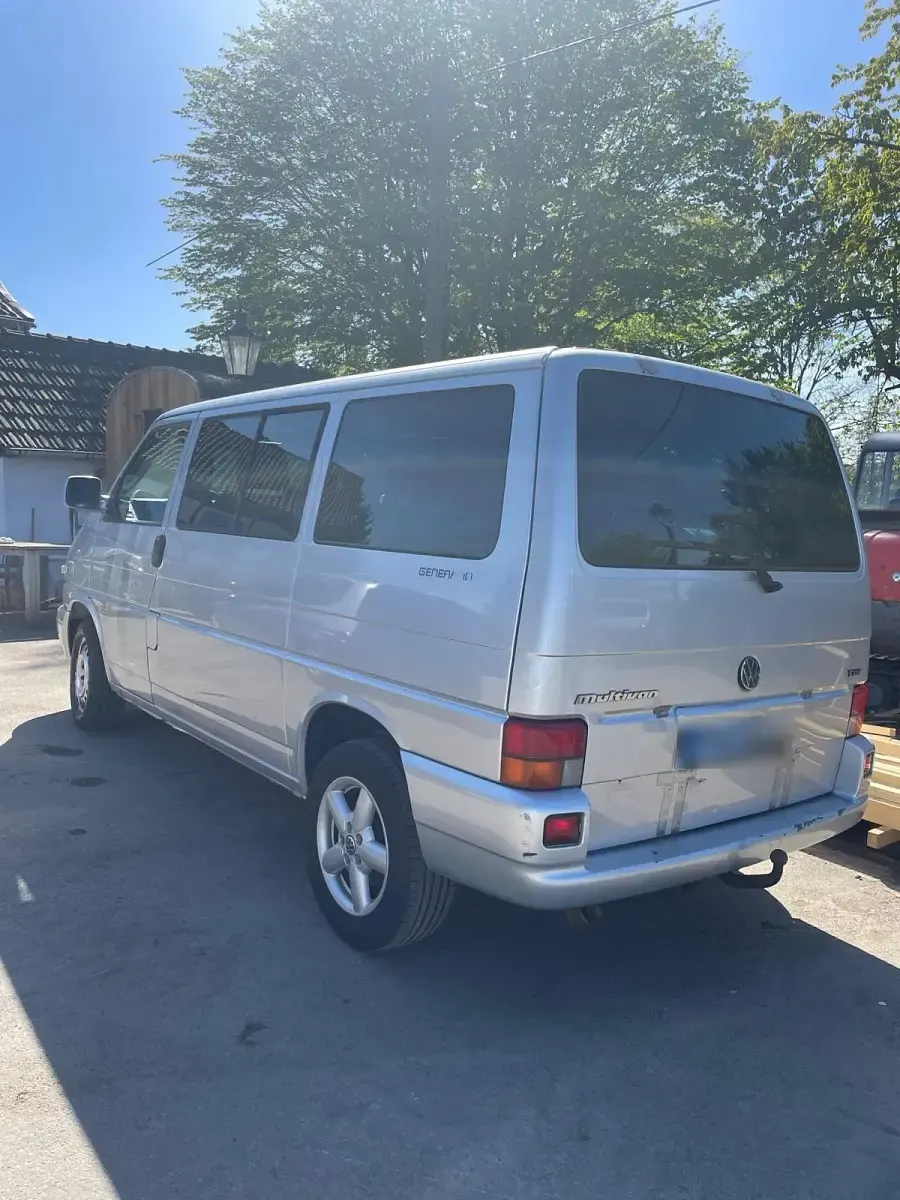 Usata VW T4 150 CV (110 kW) 2003 Argento Furgone
