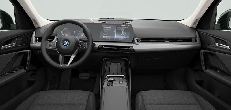 Gebraucht BMW iX1 230 kW (313 PS) 2023 Schwarz SUV