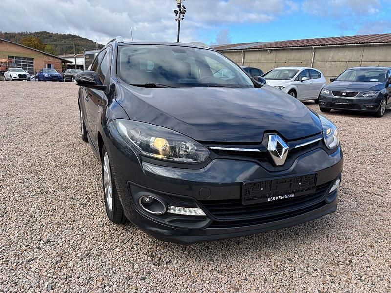 Grau Gebraucht 2015 Renault Mégane GrandTour LIMITED Kombi | 6.600 € (Fairer Preis) - Bild 1/4