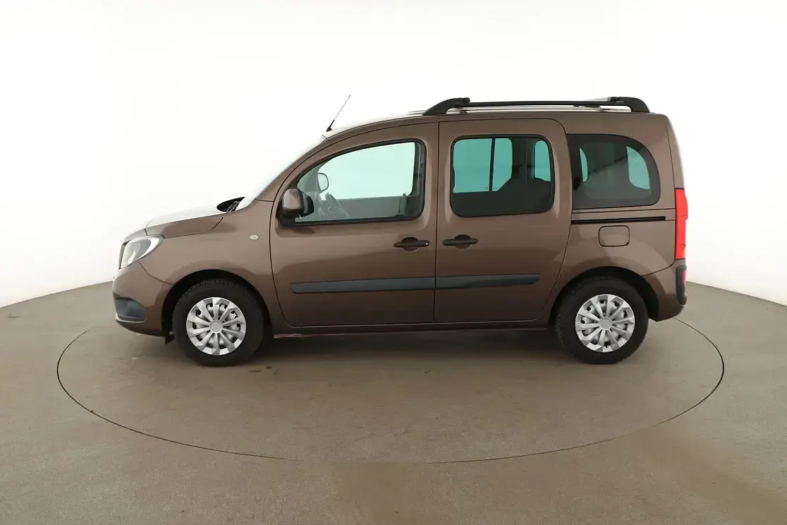 Gebraucht Mercedes Citan 111 Edition 110 PS (80 kW) 2018 Braun Van / Kleinbus