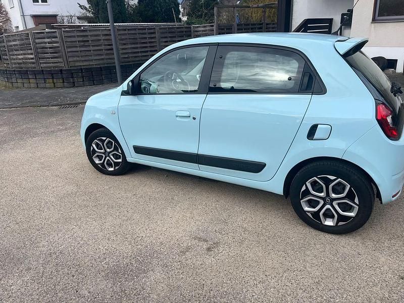Gebraucht Renault Twingo Zen 60 kW (82 PS) 2022 Blau Kleinwagen
