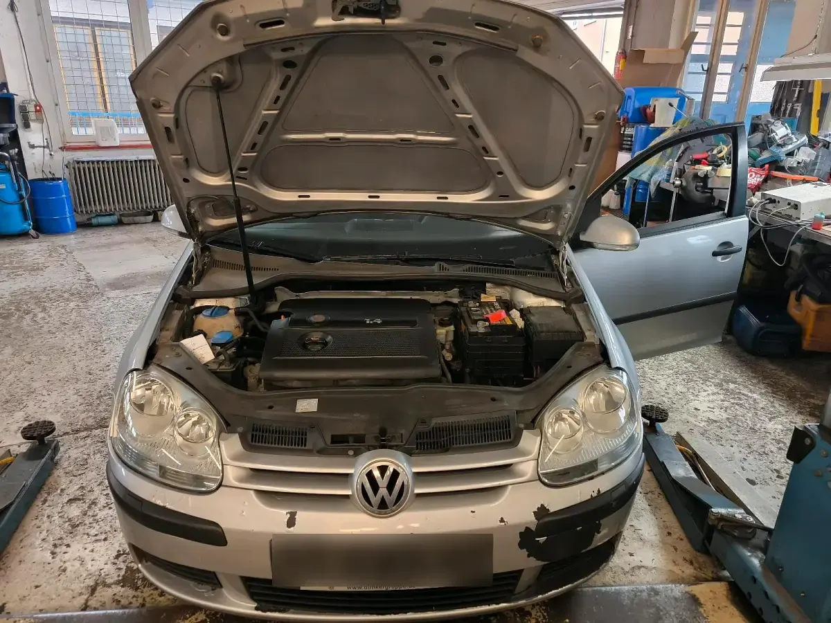 Gebraucht VW Golf IV 75 PS (55 kW) 2004 Silber Limousine