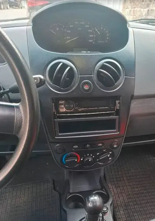Gebraucht Chevrolet Matiz 52 PS (38 kW) 2010 Schwarz Kleinwagen