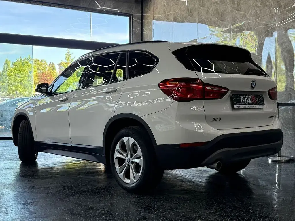 Gebraucht BMW X1 Advantage 140 PS (102 kW) 2018 Weiß SUV