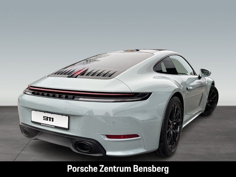Gebraucht Porsche 911 Carrera 394 PS (289 kW) 2022 Andere farbe Coupé