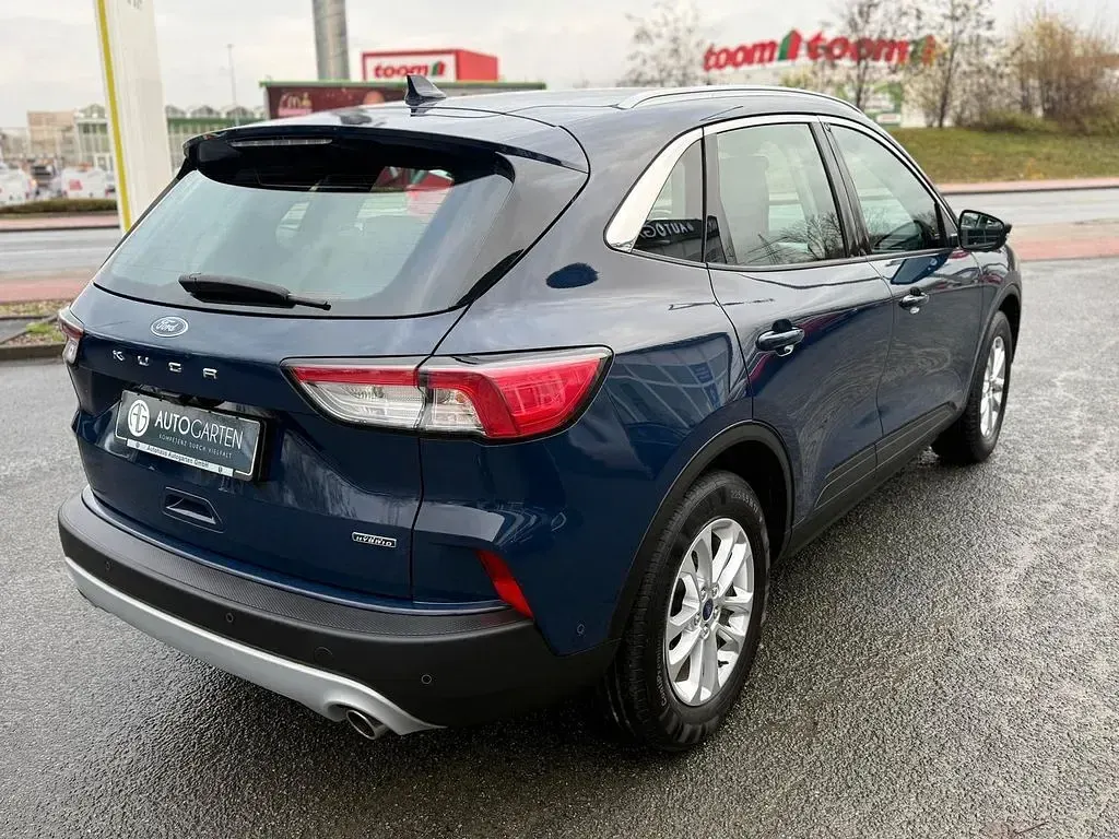 Gebraucht Ford Kuga Titanium 224 PS (164 kW) 2021 Blau SUV