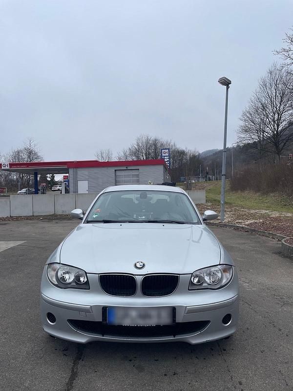 Gebraucht BMW 120 150 PS (110 kW) 2005 Grau Kleinwagen