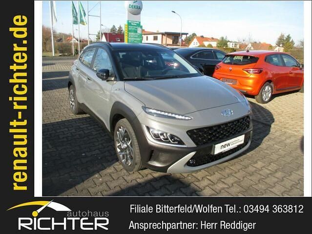 Gebraucht Hyundai Kona Select 141 PS (103 kW) 2021 Grau SUV