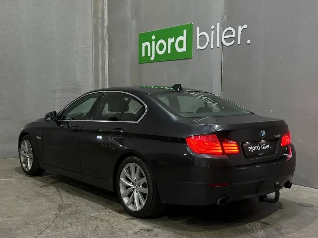 Gebraucht BMW 535 306 PS (225 kW) 2011 Grau Limousine