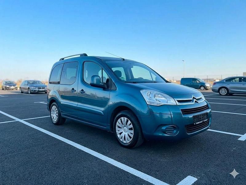 Gebraucht Citroën Berlingo 120 PS (88 kW) 2010 Blau Van / Kleinbus