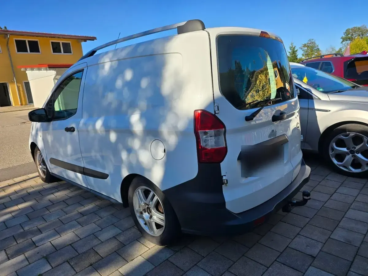 Occasion Ford Courier 75 ch (55 kW) 2014 Blanc Monospace