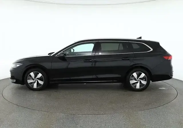 Gebraucht VW Passat 150 PS (110 kW) 2025 Andere Kombi