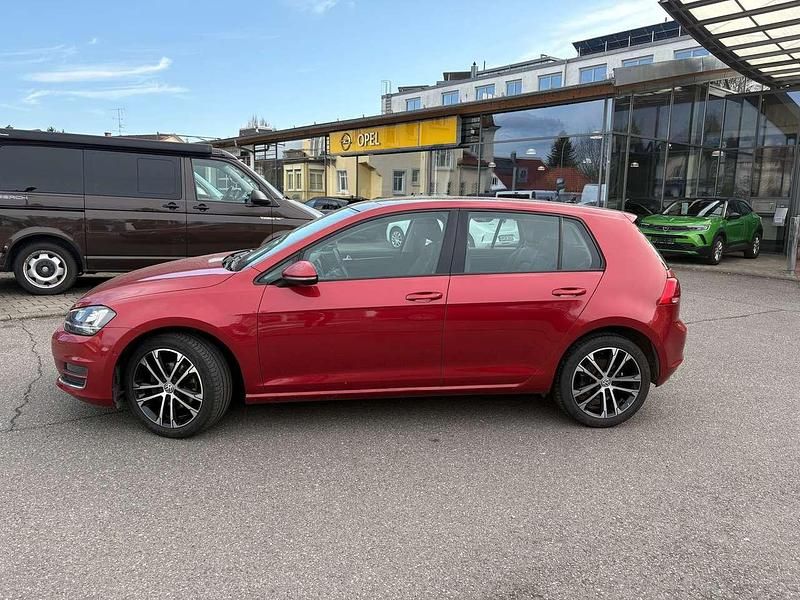 Gebraucht VW Golf VII Highline 140 PS (102 kW) 2014 Sunset red metallic Kleinwagen