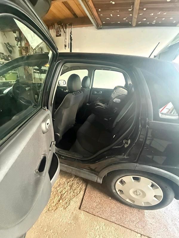 Gebraucht Opel Corsa 80 PS (58 kW) 2005 Schwarz Kleinwagen