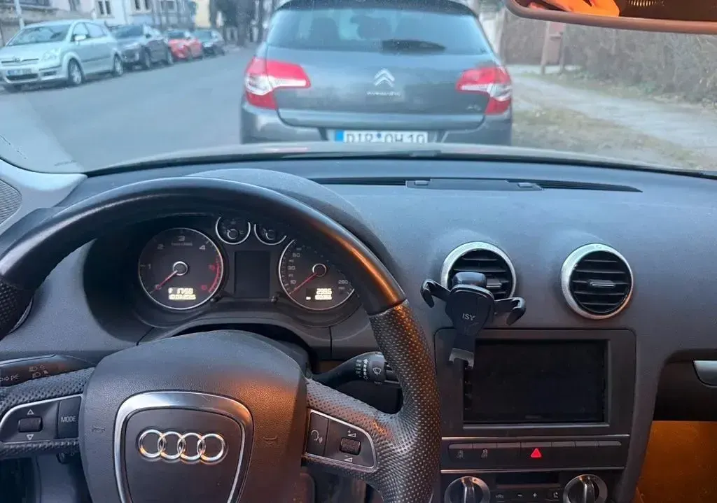Usado Audi A3 Ambition 140 HP (102 kW) 2012 Preto Citadino