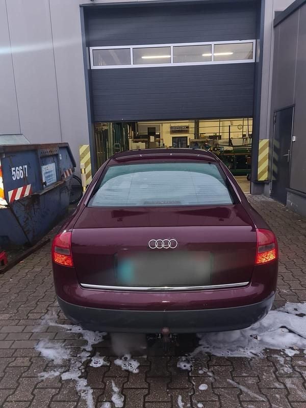Second-hand Audi A6 121 CP (88 kW) 1997 Roșu Berlinǎ