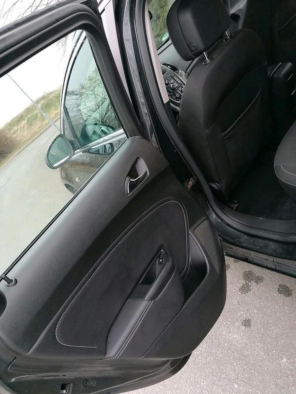 Gebraucht Opel Astra 165 PS (121 kW) 2013 Schwarz Kombi