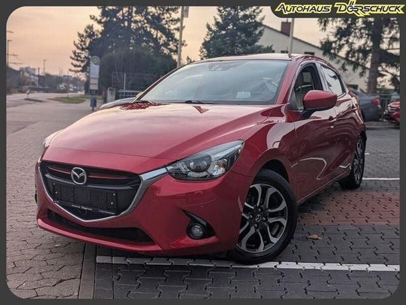 Rot Gebraucht 2016 Mazda 2 Limousine | 10.590 € (Fairer Preis) - Bild 1/4