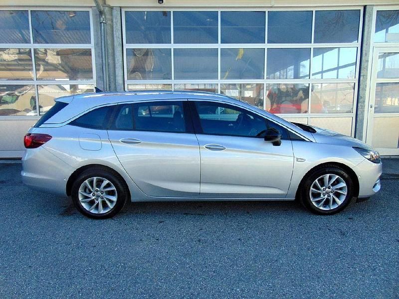 Gebraucht Opel Astra Elegance 122 PS (89 kW) 2022 Silber Kombi