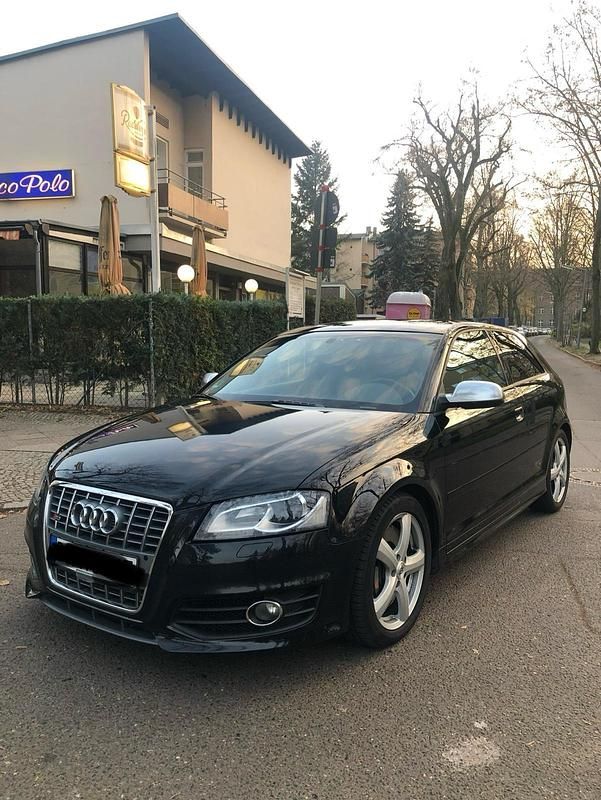 Schwarz Gebraucht 2012 Audi S3 Sportback Kleinwagen | 10.000 € - Bild 1/4