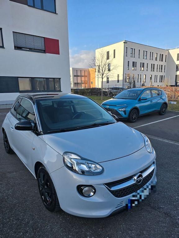 Weiß Gebraucht 2016 Opel Adam Unlimited Kleinwagen | 5.499 € (Superpreis) - Bild 1/4